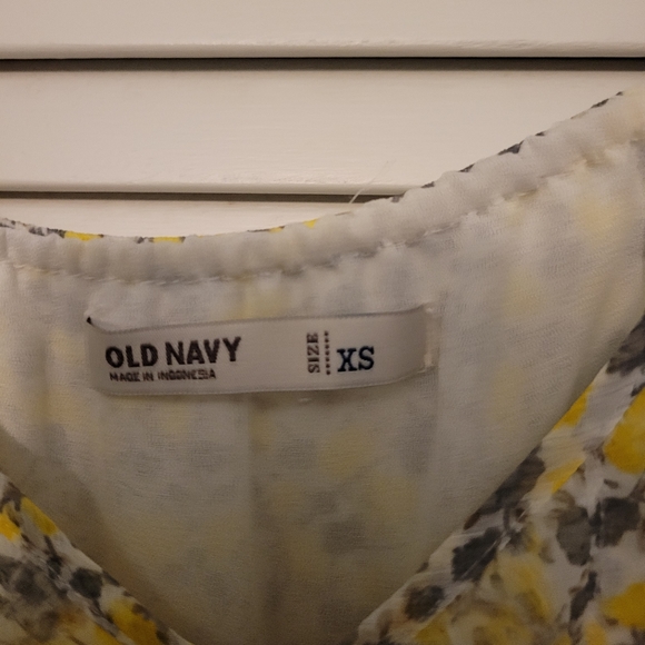 Old Navy dress - Picture 5 of 6